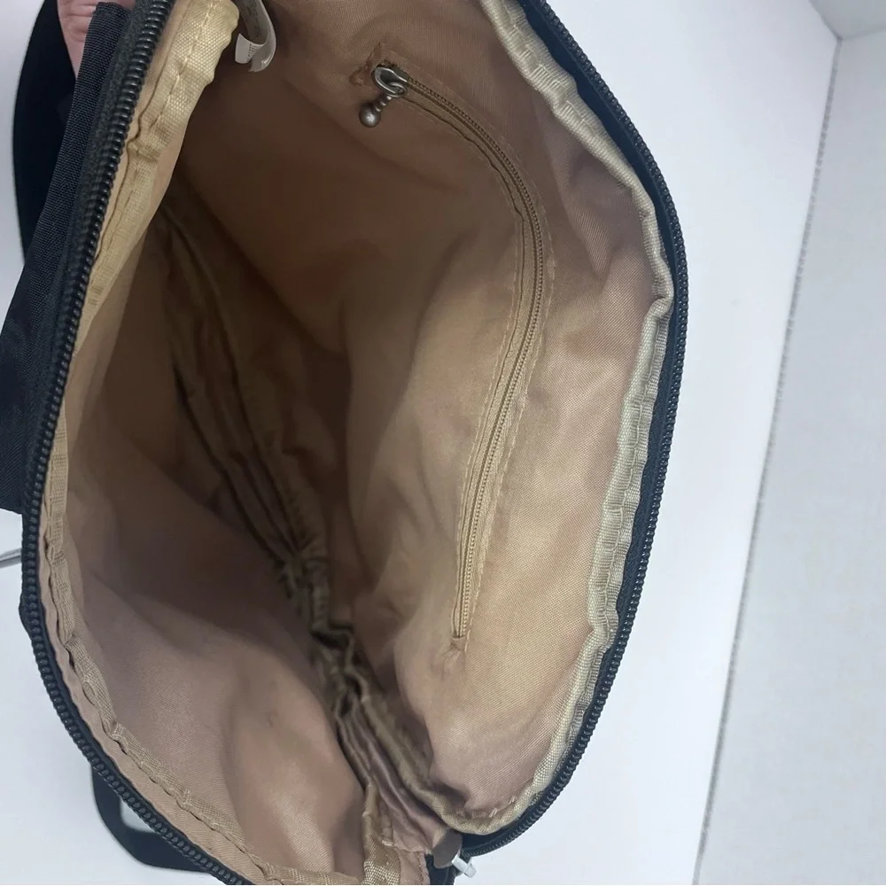 Baggallini 100% Nylon Black Adjustable Strap Cross Body Bag; Casual, Travel - Picture 8 of 11
